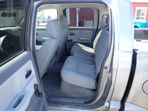 Used 2007 Dodge Dakota ST AWD/4WD image 8