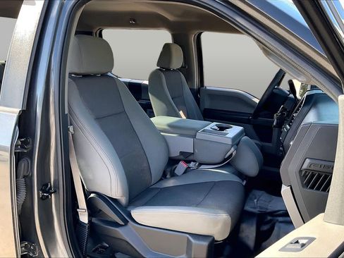Used 2017 Ford F150 XL w/ Equipment Group 101A Mid AWD/4WD image 9
