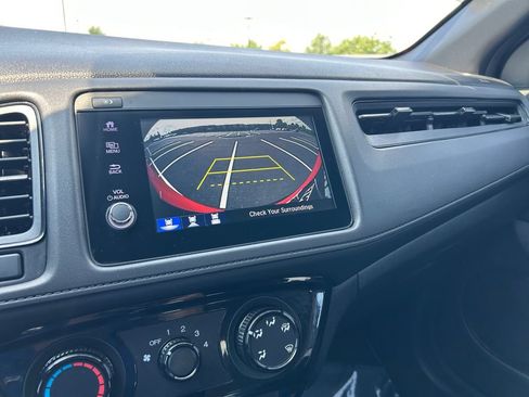 Used 2022 Honda HR-V Sport image 27