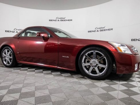 Used 2008 Cadillac XLR image 4