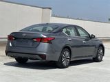Used 2025 Nissan Altima 2.5 SV image 4