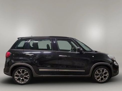 Used 2014 FIAT 500L Trekking image 2