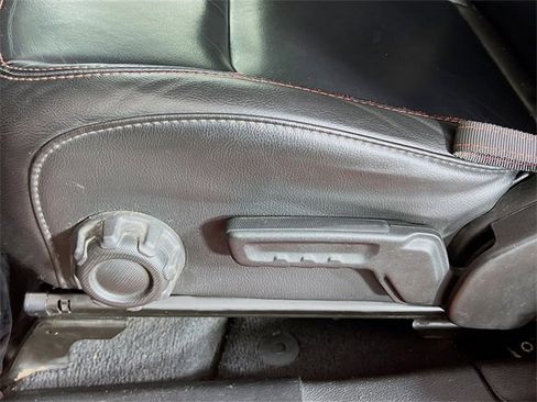 Used 2018 Jeep Wrangler Unlimited Rubicon image 15