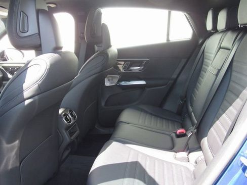 New 2025 Mercedes-Benz GLC 43 AMG 4MATIC Coupe image 17