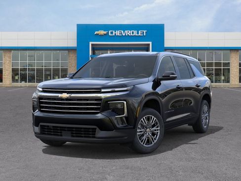 New 2027 Chevrolet Traverse LT FWD image 6