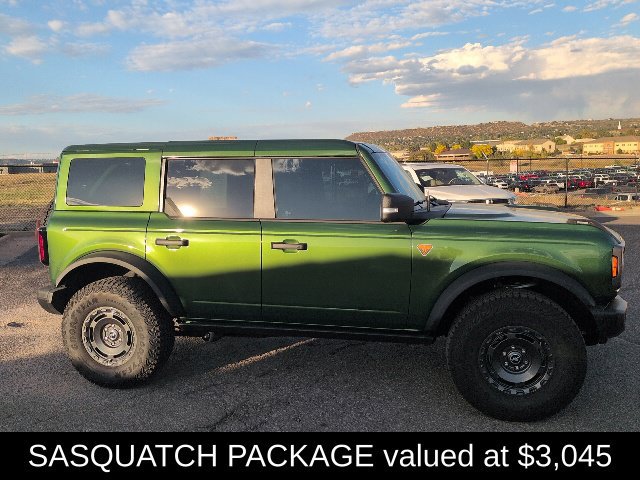 Used 2025 Ford Bronco Badlands AWD/4WD image 4