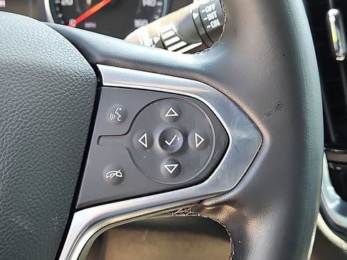 Certified 2023 Chevrolet Traverse LT FWD image 23