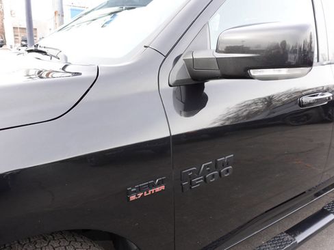 Used 2018 RAM 1500 Sport w/ Sport Premium Group image 7