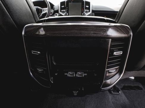 Used 2025 RAM 1500 Laramie w/ Sport Appearance Package AWD/4WD image 39