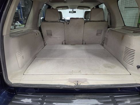 Used 2008 Ford Expedition XLT AWD/4WD image 16