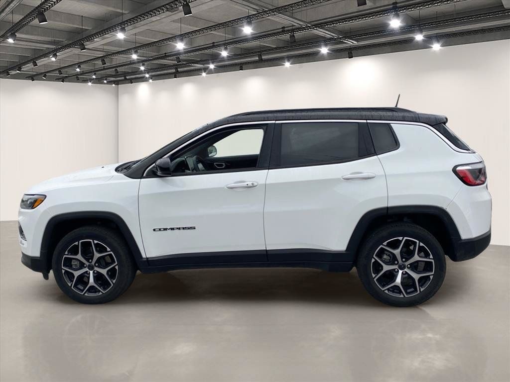 Certified 2025 Jeep Compass Limited AWD/4WD image 4