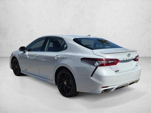 Used 2023 Toyota Camry XSE FWD image 8