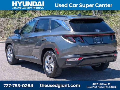 Used 2023 Hyundai Tucson SEL FWD image 3