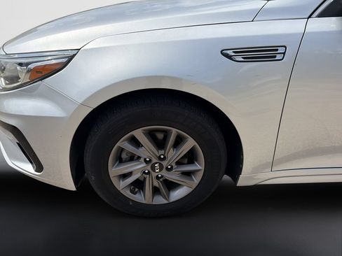 Used 2020 Kia Optima LX FWD image 9