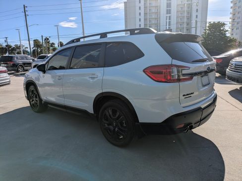 Used 2025 Subaru Ascent Bronze Edition AWD/4WD image 6
