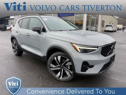 Used 2025 Volvo XC40 B5 Plus w/ Protection Package Premier