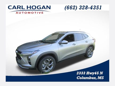 Used 2025 Chevrolet Trax LT w/ LT Convenience Package FWD image 1