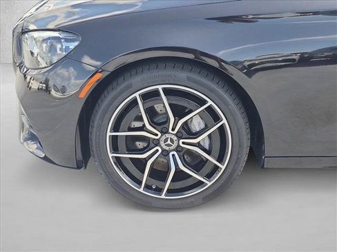 Used 2022 Mercedes-Benz E 450 4MATIC Sedan image 25