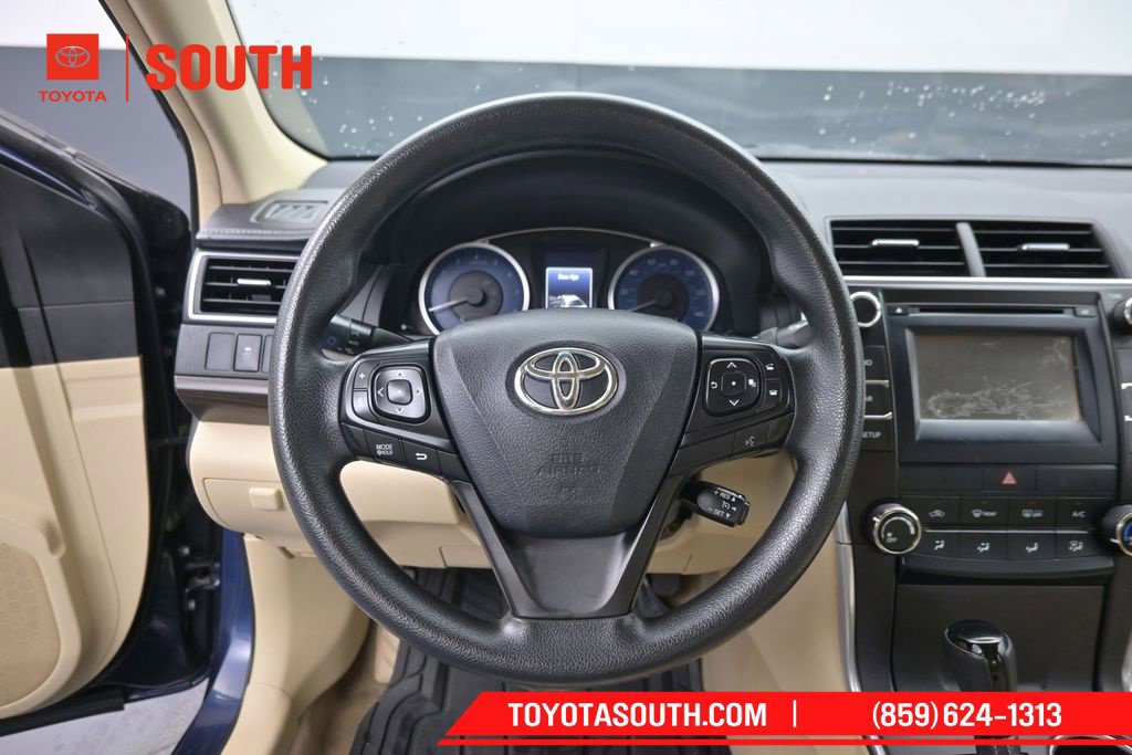 Used 2016 Toyota Camry LE FWD image 21