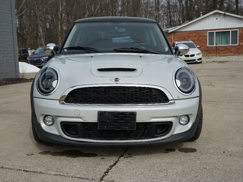 Used 2011 MINI Cooper S image 2
