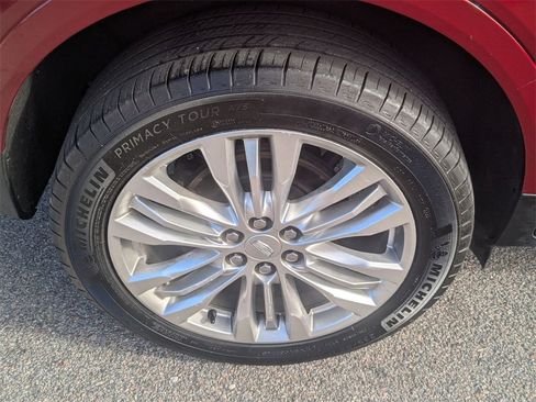 Used 2023 Cadillac XT5 Premium Luxury image 14