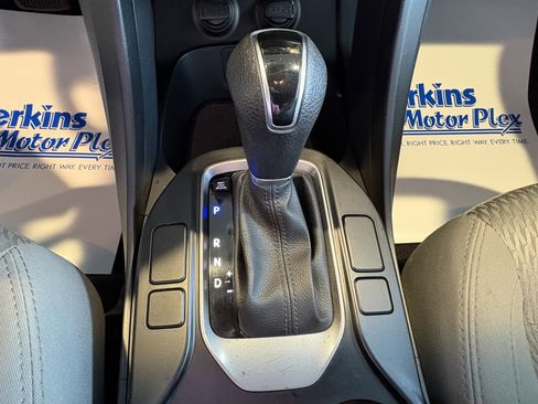 Used 2018 Hyundai Santa Fe Sport FWD image 18