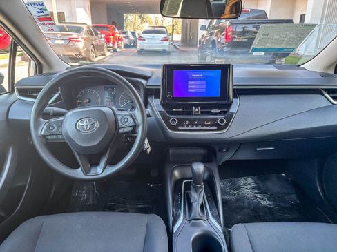 Used 2023 Toyota Corolla LE image 15