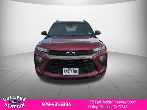 Used 2023 Chevrolet TrailBlazer RS image 2