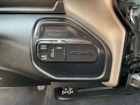 Used 2024 RAM 2500 Laramie image 38