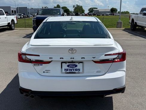 Used 2025 Toyota Camry SE AWD/4WD image 34
