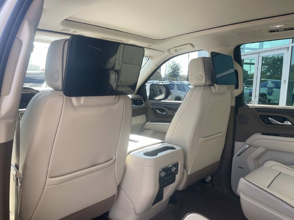 Used 2023 GMC Yukon Denali w/ Denali Reserve Package AWD/4WD image 15
