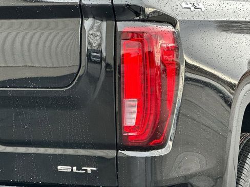 New 2026 GMC Sierra 1500 SLT w/ SLT Premium Package AWD/4WD image 7