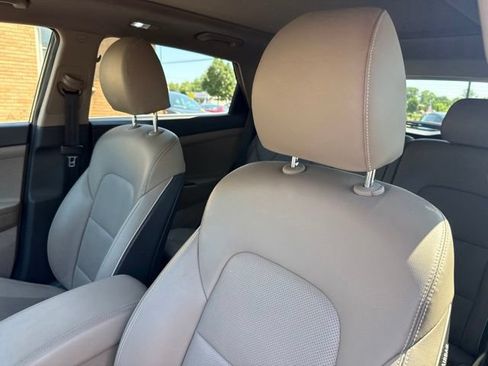 Used 2019 Hyundai Tucson Ultimate w/ Cargo Package AWD/4WD image 10