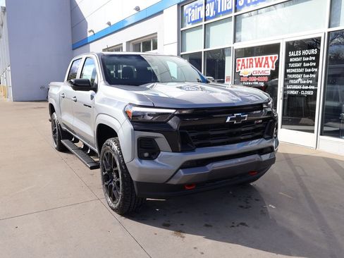 New 2026 Chevrolet Colorado Z71 w/ Technology Package AWD/4WD image 2