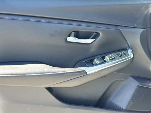 Certified 2024 Nissan Sentra SR image 18