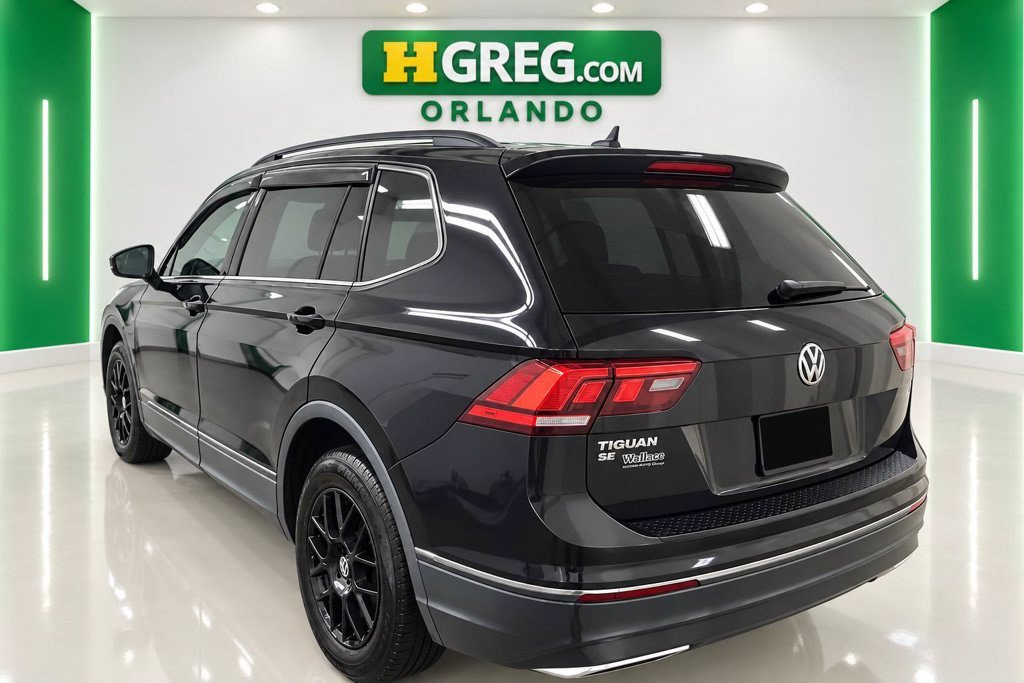 Used 2018 Volkswagen Tiguan SE FWD image 2