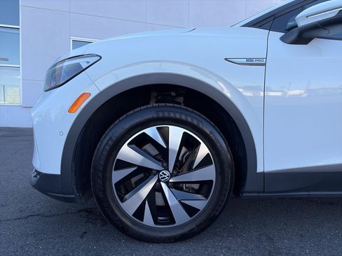 Certified 2023 Volkswagen ID.4 Pro AWD/4WD image 10