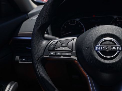 New 2026 Nissan Altima 2.5 SV FWD image 25