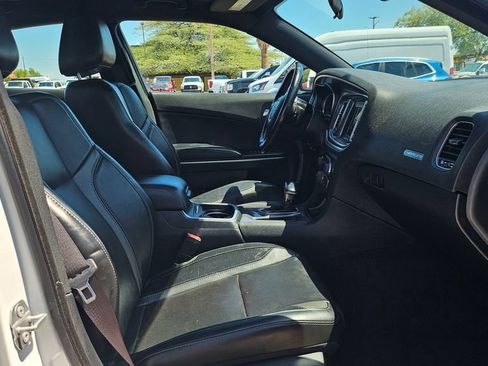 Used 2020 Dodge Charger SXT w/ Leather Interior Group RWD image 18