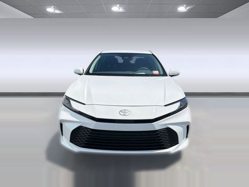 Certified 2025 Toyota Camry LE w/ Convenience Package FWD image 5