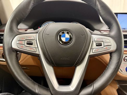 Used 2016 BMW 750i xDrive image 67