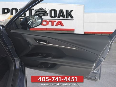 Used 2026 Toyota Camry SE w/ Convenience Package FWD image 27