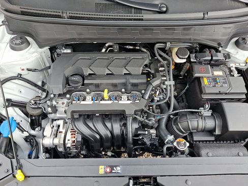 New 2026 Hyundai Venue SE image 20