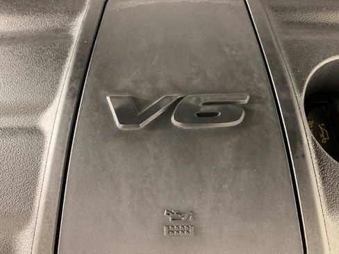 Used 2021 Jeep Grand Cherokee Laredo X image 40