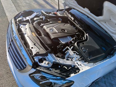 Used 2017 Mercedes-Benz E 300 image 43