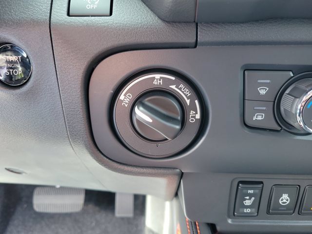New 2026 Nissan Frontier PRO-4X w/ Pro-4x Convenience Package AWD/4WD image 31