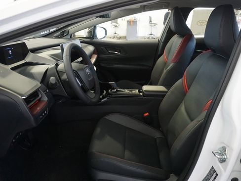 New 2026 Toyota Prius Plug-In Hybrid image 24