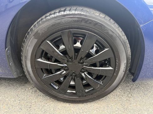 Used 2017 Subaru Impreza 2.0i AWD/4WD image 14