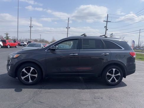 Used 2016 Kia Sorento EX image 3