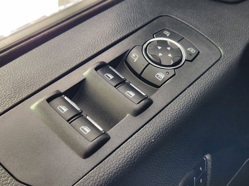 Certified 2019 Ford F150 Platinum w/ Equipment Group 701A Luxury image 17